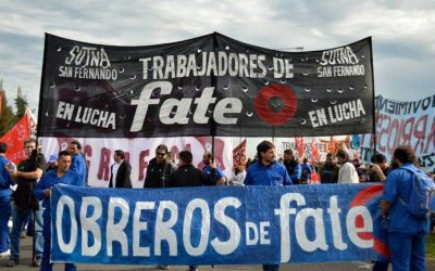 SUTNA anunció la paralización de la planta de FATE tras el despido de 97 trabajadores