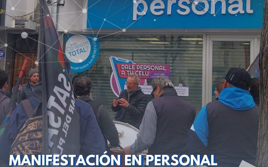 SATSAID Mar del Plata se manifestó en la empresa Personal Telecom en reclamo por aumento salarial