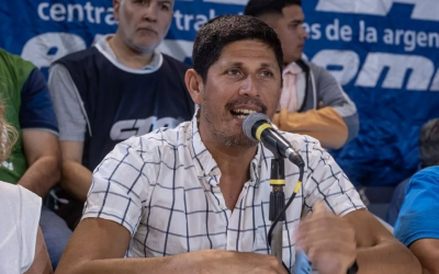 Ezequiel Navarro: «El camino es la unidad pero con una propuesta, si no le regalamos el 2025 a la derecha»