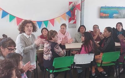 La Secretaria General de la CTA Mar y Sierras, «Gachi» Ramundo, visitó el curso del Centro de Formación Laboral Nº415 en Nuevo Golf