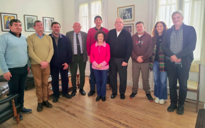 Dirigentes de las tres centrales obreras de la ciudad mantuvieron un encuentro con el Obispo de Mar del Plata, Monseñor Ernesto Giobando